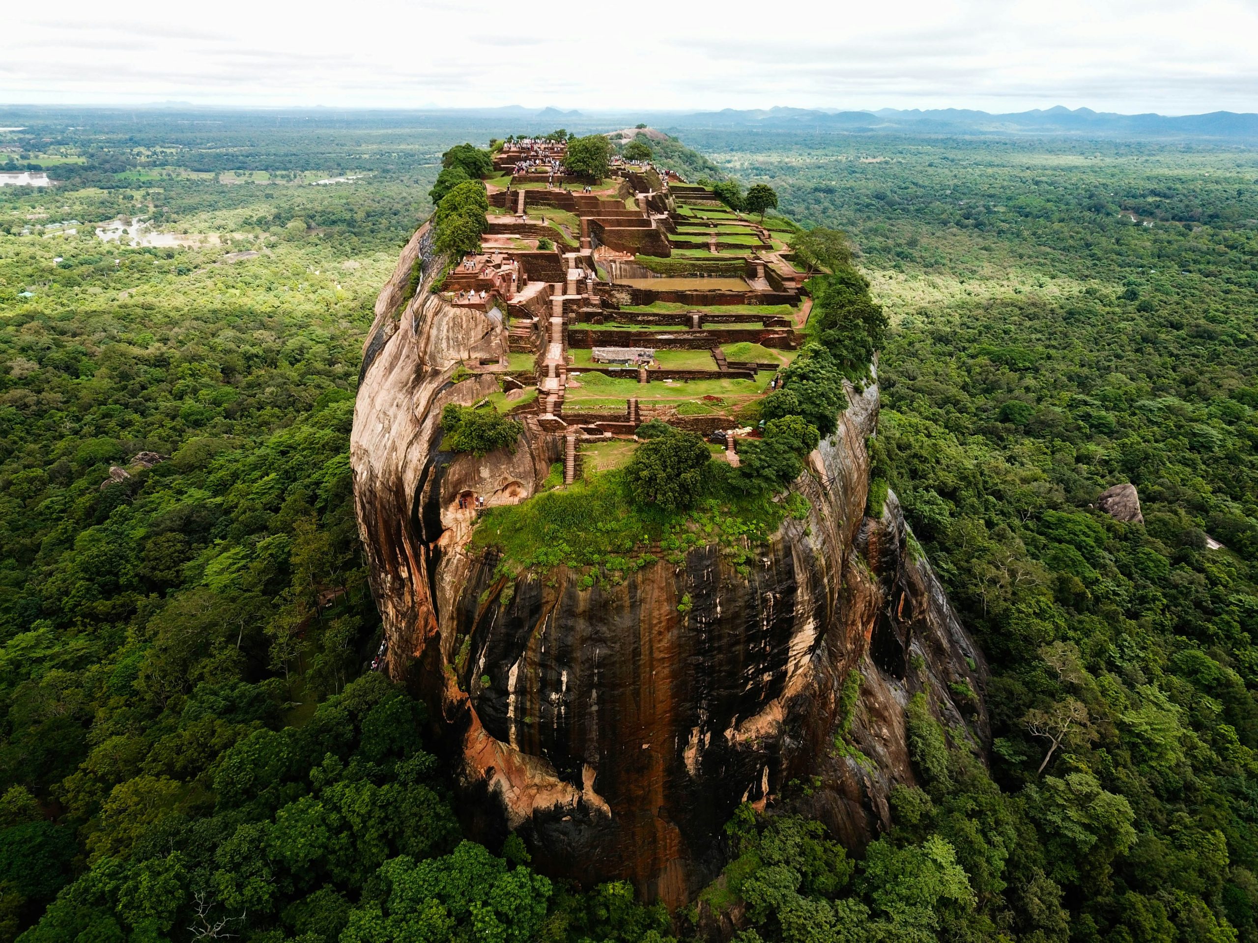 Discover Sigiriya